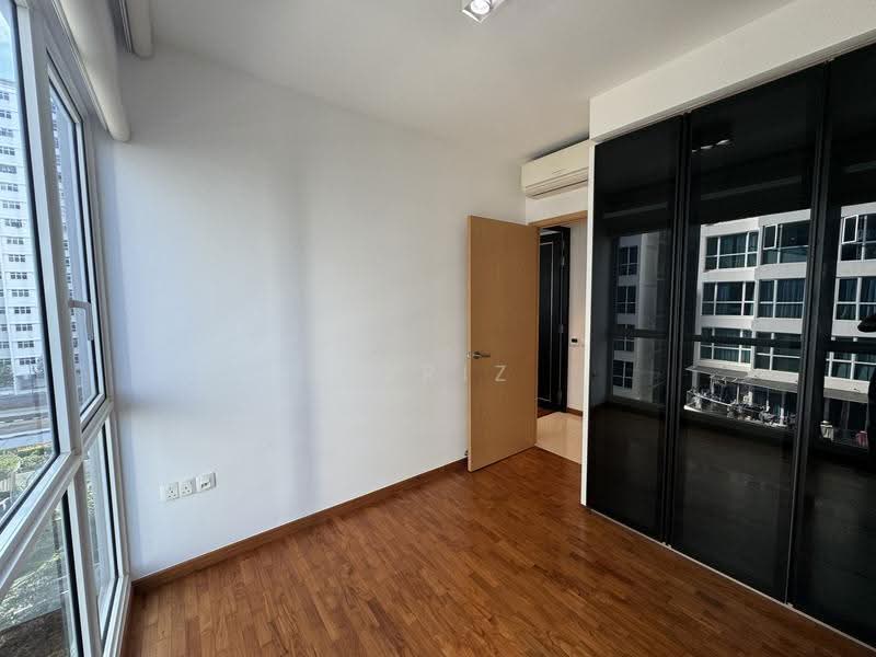 The Tampines Trilliant, 21 Tampines Central 7, Pasir Ris / Tampines, 2 Bedrooms, 872 sqft, Condominium For Sale, by Pariz Caesarly, 500259127 - Interior - PropertyGuru.com.sg