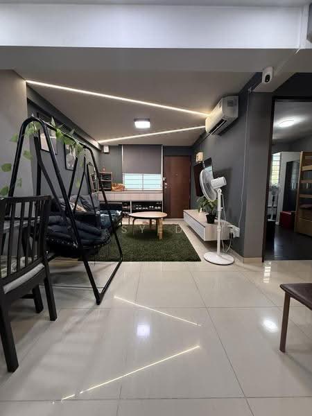 44 Telok Blangah Drive, 44 Telok Blangah Drive, Harbourfront / Telok Blangah, 2 Bedrooms, 700 sqft, HDB Flat For Sale, by Syed Nasir, 500259132 - Living Room - PropertyGuru.com.sg