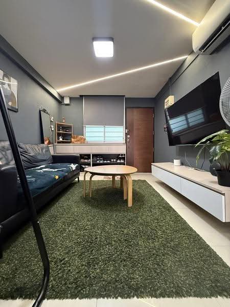 44 Telok Blangah Drive, 44 Telok Blangah Drive, Harbourfront / Telok Blangah, 2 Bedrooms, 700 sqft, HDB Flat For Sale, by Syed Nasir, 500259132 - Living Room - PropertyGuru.com.sg