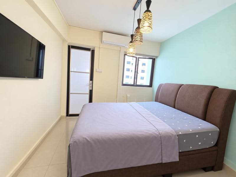 20 Hougang Avenue 3, 20 Hougang Avenue 3, Hougang / Punggol / Sengkang, 2 Bedrooms, 785 sqft, HDB Flat For Sale, by Natalie Indra, 500259134 - Bedroom - PropertyGuru.com.sg