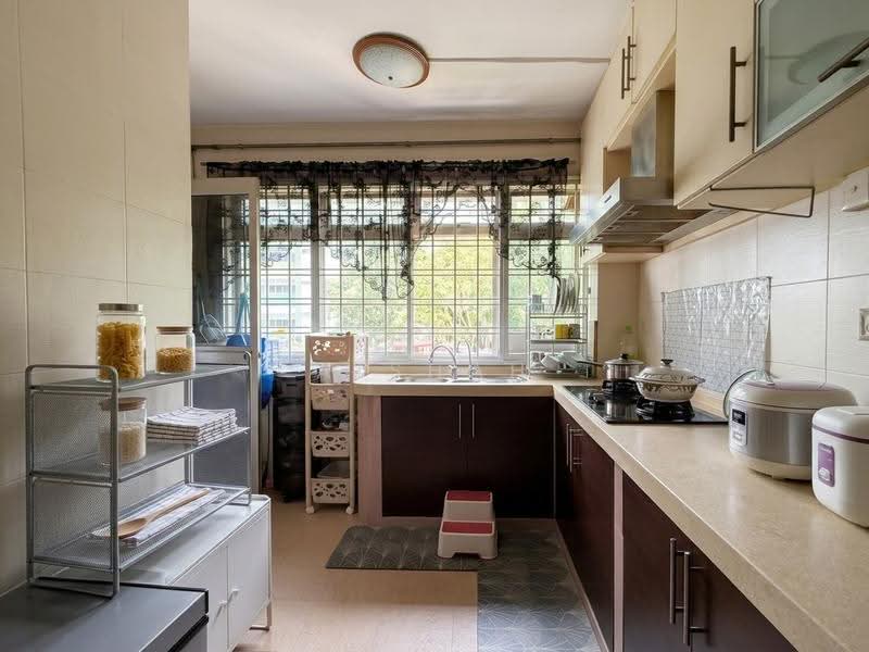785 Choa Chu Kang Drive, 785 Choa Chu Kang Drive, Dairy Farm / Bukit Panjang / Choa Chu Kang, 4 Bedrooms, 1,453 sqft, HDB Flat For Sale, by Aishah Razak, 500259145 - Kitchen - PropertyGuru.com.sg