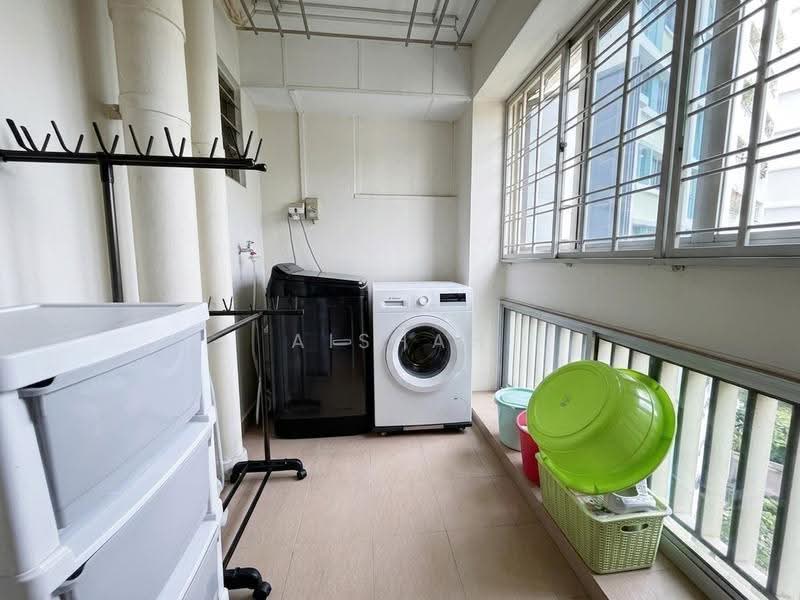 785 Choa Chu Kang Drive, 785 Choa Chu Kang Drive, Dairy Farm / Bukit Panjang / Choa Chu Kang, 4 Bedrooms, 1,453 sqft, HDB Flat For Sale, by Aishah Razak, 500259145 - Balcony - PropertyGuru.com.sg