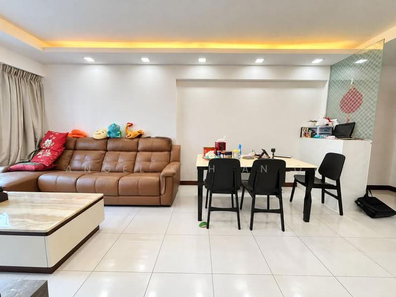 635B Senja Road, 635B Senja Road, Dairy Farm / Bukit Panjang / Choa Chu Kang, 3 Bedrooms, 1,001 sqft, HDB Flat For Sale, by Angel Koh, 500259147 - Living Room - PropertyGuru.com.sg
