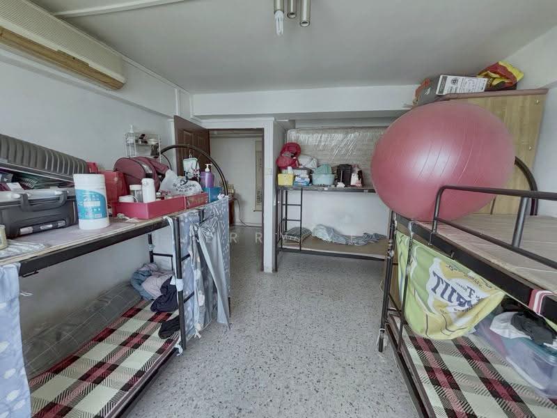 35 Teban Gardens Road, 35 Teban Gardens Road, Boon Lay / Jurong / Tuas, 2 Bedrooms, 800 sqft, HDB Flat For Rent, by Jerry Ye, 500259149 - Bedroom - PropertyGuru.com.sg