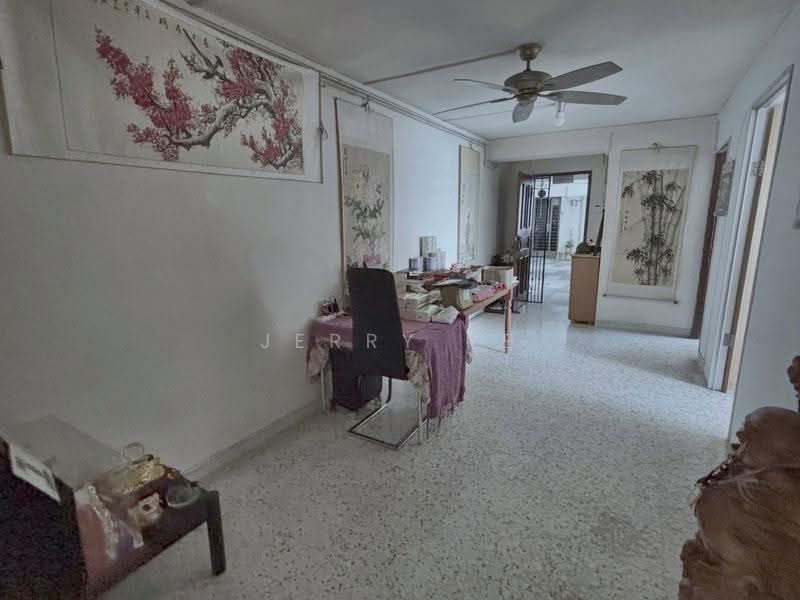 35 Teban Gardens Road, 35 Teban Gardens Road, Boon Lay / Jurong / Tuas, 2 Bedrooms, 800 sqft, HDB Flat For Rent, by Jerry Ye, 500259149 - Living Room - PropertyGuru.com.sg