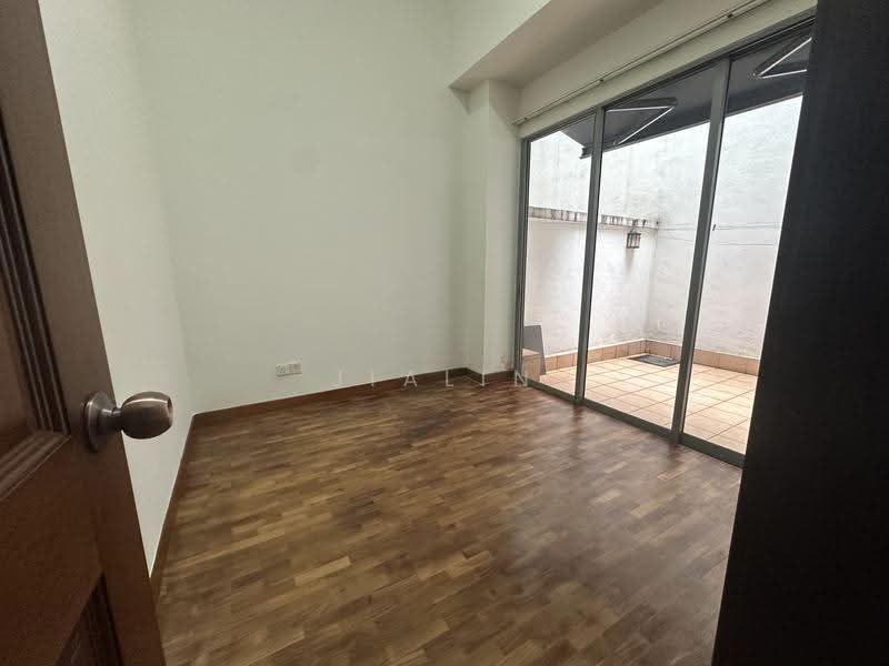 D'Manor, 313 Tanah Merah Kechil Avenue, Bedok / Upper East Coast, 7 Bedrooms, 3,368 sqft, Terraced House For Sale, by Jialin Huang, 500259152 - Interior - PropertyGuru.com.sg