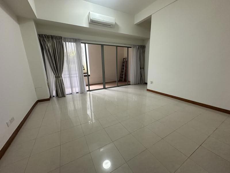 D'Manor, 313 Tanah Merah Kechil Avenue, Bedok / Upper East Coast, 7 Bedrooms, 3,368 sqft, Terraced House For Sale, by Jialin Huang, 500259152 - Living Room - PropertyGuru.com.sg
