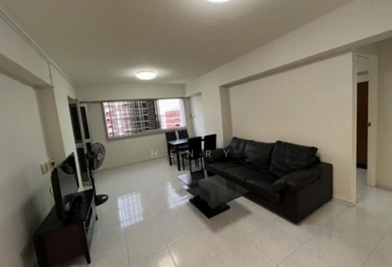 436 Hougang Avenue 8, 436 Hougang Avenue 8, Hougang / Punggol / Sengkang, Room Rental, 120 sqft, HDB Flat For Rent, by Henry Poon, 500259154 - Living Room - PropertyGuru.com.sg