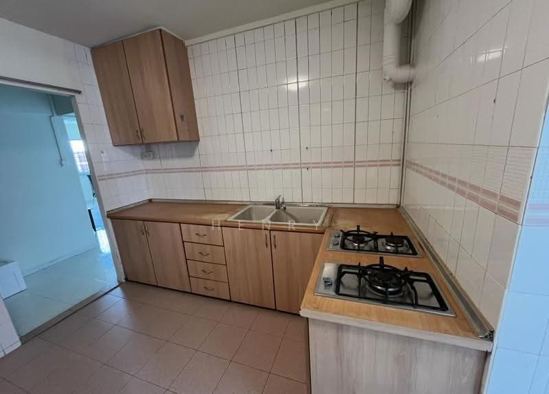 436 Hougang Avenue 8, 436 Hougang Avenue 8, Hougang / Punggol / Sengkang, Room Rental, 120 sqft, HDB Flat For Rent, by Henry Poon, 500259154 - Kitchen - PropertyGuru.com.sg
