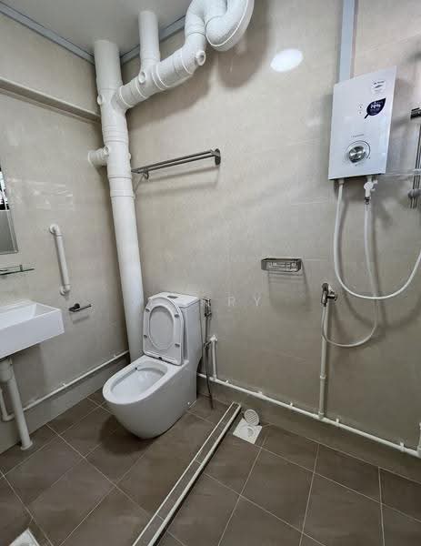 436 Hougang Avenue 8, 436 Hougang Avenue 8, Hougang / Punggol / Sengkang, Room Rental, 120 sqft, HDB Flat For Rent, by Henry Poon, 500259154 - PropertyGuru.com.sg