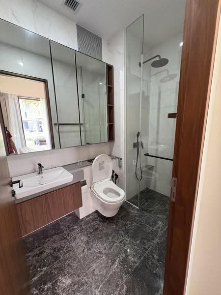 One Holland Village Residences, 3 Holland Village Way, Tanglin / Holland / Bukit Timah, 2 Bedrooms, 947 sqft, Condominium For Rent, by Roger Ng, 500259157 - Bathroom - PropertyGuru.com.sg