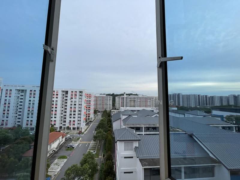 410 Bukit Batok West Avenue 4, 410 Bukit Batok West Avenue 4, Dairy Farm / Bukit Panjang / Choa Chu Kang, Room Rental, 200 sqft, HDB Flat For Rent, by Jane Li Feng, 500259160 - Exterior - PropertyGuru.com.sg