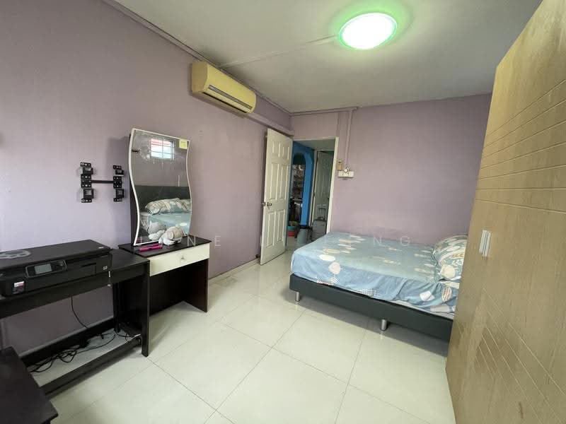 410 Bukit Batok West Avenue 4, 410 Bukit Batok West Avenue 4, Dairy Farm / Bukit Panjang / Choa Chu Kang, Room Rental, 200 sqft, HDB Flat For Rent, by Jane Li Feng, 500259160 - Bedroom - PropertyGuru.com.sg