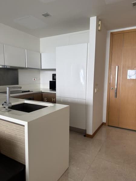 Marina Bay Residences, 18 Marina Boulevard, Boat Quay / Raffles Place / Marina, 1 Bedroom, 711 sqft, Condominium For Rent, by Sheena Lim B P, 500259162 - Kitchen - PropertyGuru.com.sg