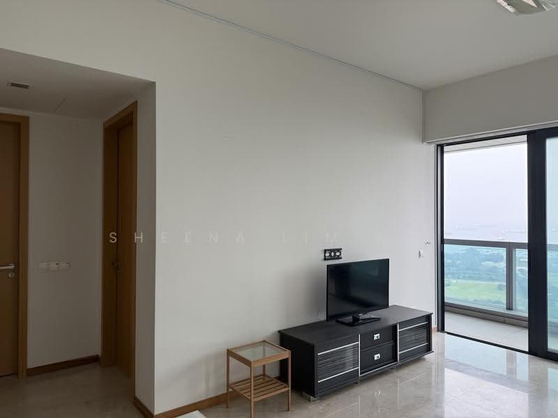 Marina Bay Residences, 18 Marina Boulevard, Boat Quay / Raffles Place / Marina, 1 Bedroom, 711 sqft, Condominium For Rent, by Sheena Lim B P, 500259162 - Living Room - PropertyGuru.com.sg