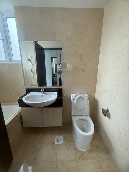 Chiverton, 50 Ewe Boon Road, Tanglin / Holland / Bukit Timah, 3 Bedrooms, 1,292 sqft, Condominium For Rent, by Nancy Tey, 500259164 - Bathroom - PropertyGuru.com.sg