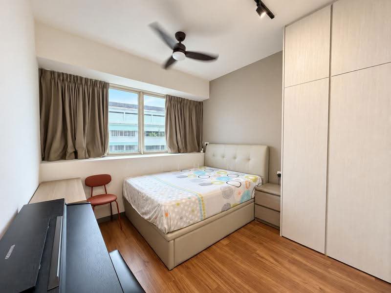 Sunglade, 1 Serangoon Avenue 2, Hougang / Punggol / Sengkang, 3 Bedrooms, 1,023 sqft, Condominium For Sale, by Faith Ng 黄丽娴, 500259179 - Master Bedroom - PropertyGuru.com.sg