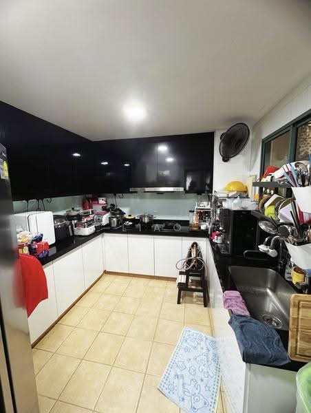 Yew Mei Green, 52 Choa Chu Kang North 6, Dairy Farm / Bukit Panjang / Choa Chu Kang, 3 Bedrooms, 1,292 sqft, Condominium For Sale, by Liao Jackson, 500259182 - Kitchen - PropertyGuru.com.sg
