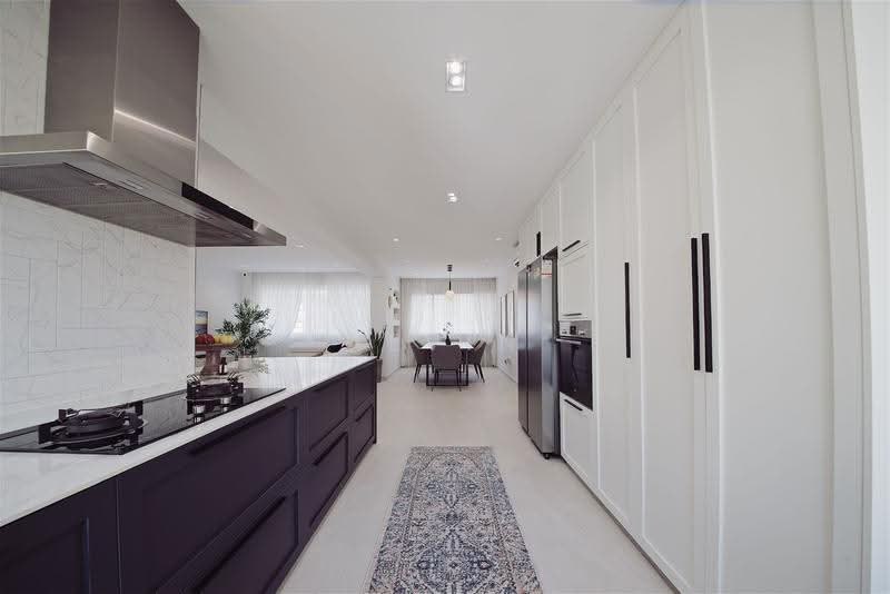720 Tampines Street 72, 720 Tampines Street 72, Pasir Ris / Tampines, 3 Bedrooms, 1,292 sqft, HDB Flat For Sale, by Alvin Charm, 500259187 - Kitchen - PropertyGuru.com.sg