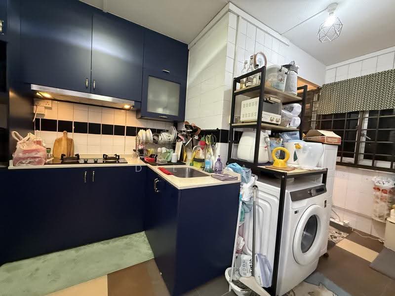 407 Choa Chu Kang Avenue 3, 407 Choa Chu Kang Avenue 3, Dairy Farm / Bukit Panjang / Choa Chu Kang, 3 Bedrooms, 1,141 sqft, HDB Flat For Sale, by Daliana Abdullah, 500259189 - Kitchen - PropertyGuru.com.sg