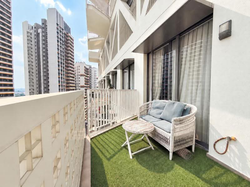 Sky Habitat, 9 Bishan Street 15, Ang Mo Kio / Bishan / Thomson, 3 Bedrooms, 1,023 sqft, Condominium For Rent, by Kuanyee Goh, 500259195 - Balcony - PropertyGuru.com.sg