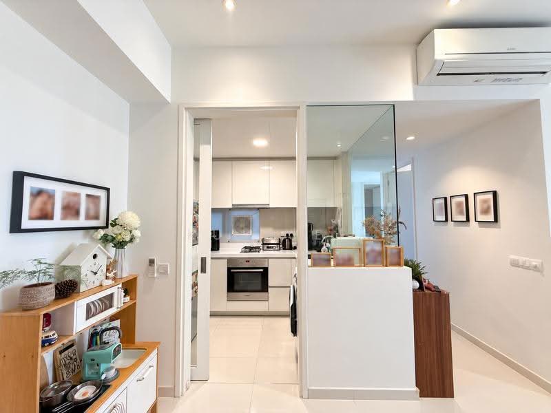Sky Habitat, 9 Bishan Street 15, Ang Mo Kio / Bishan / Thomson, 3 Bedrooms, 1,023 sqft, Condominium For Rent, by Kuanyee Goh, 500259195 - Kitchen - PropertyGuru.com.sg