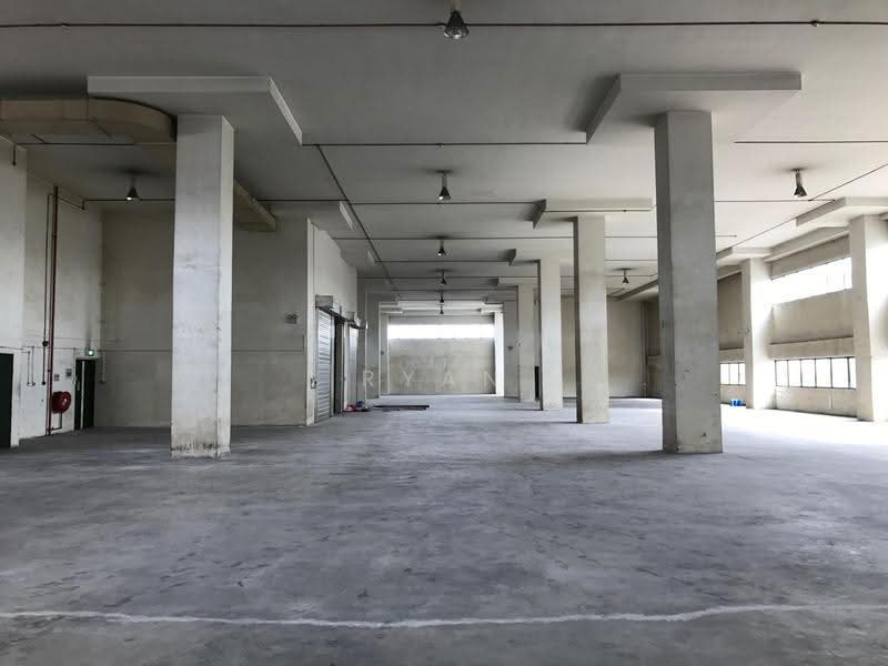 7m Clear | Ample Bays @ Jalan Buroh, Jalan Buroh, Boon Lay / Jurong / Tuas, 18,000 sqft, Warehouse For Rent, by Ryan Chau, 500259197 - Interior - CommercialGuru.com.sg