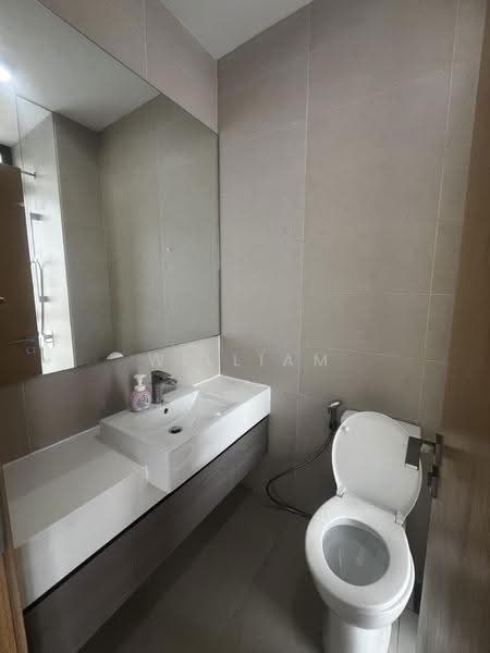 Midtown Residences, 1189 Upper Serangoon Road, Hougang / Punggol / Sengkang, 3 Bedrooms, 721 sqft, Condominium For Rent, by William Zhang, 500259222 - Bathroom - PropertyGuru.com.sg