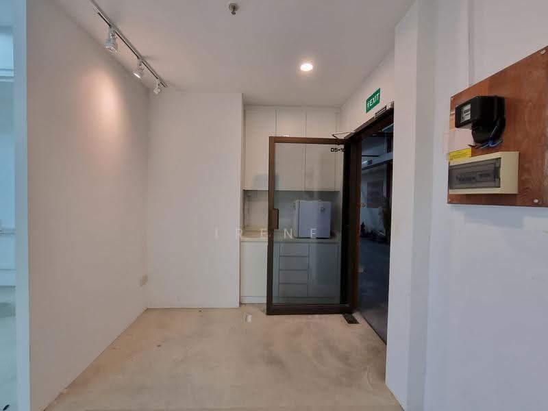 Da Jin Factory Building, 362 Upper Paya Lebar Road, Hougang / Punggol / Sengkang, 684 sqft, Office For Rent, by Irene Seah, 500259229 - Interior - CommercialGuru.com.sg