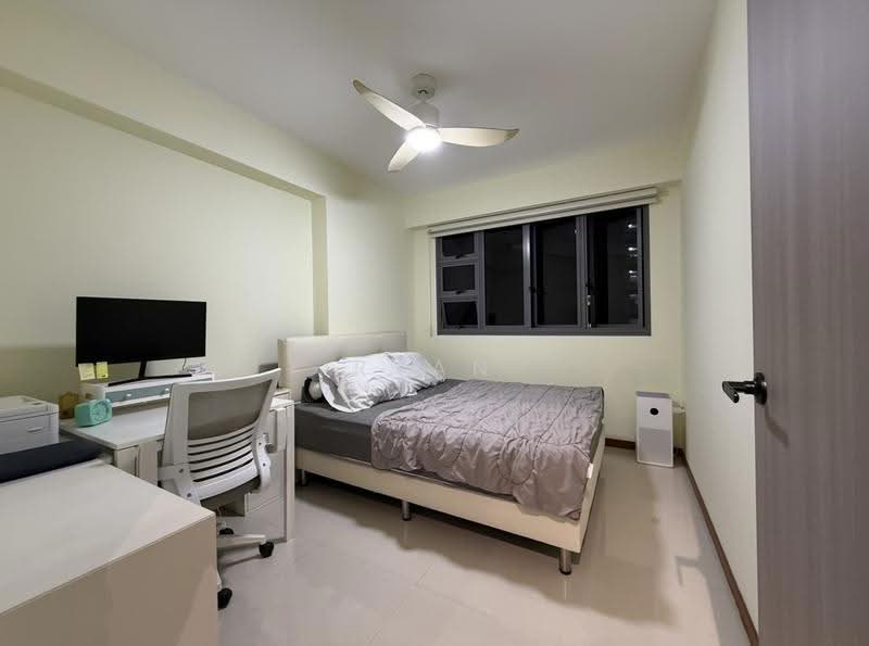 659C Punggol East, 659C Punggol East, Hougang / Punggol / Sengkang, 3 Bedrooms, 1,001 sqft, HDB Flat For Sale, by Ryan Mock, 500259232 - Bedroom - PropertyGuru.com.sg