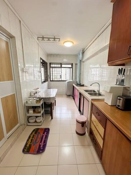 407 Sembawang Drive, 407 Sembawang Drive, Sembawang / Yishun, 3 Bedrooms, 979 sqft, HDB Flat For Sale, by Royce Woo, 500259236 - Kitchen - PropertyGuru.com.sg