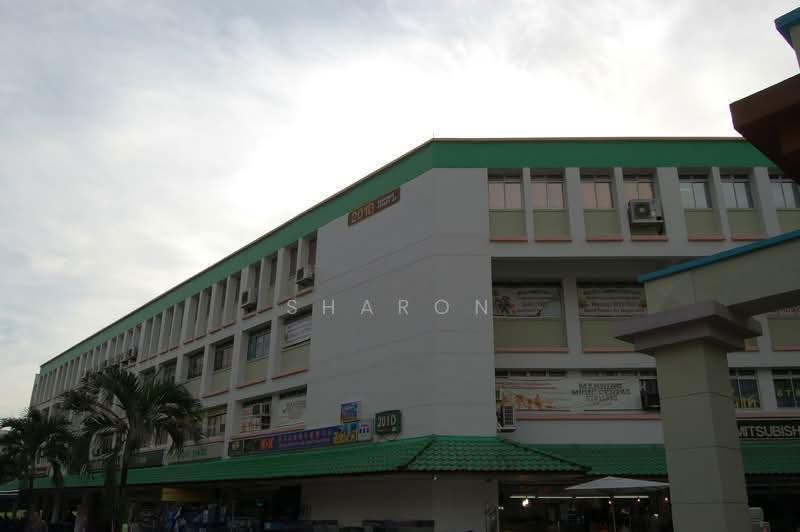 201D Tampines Street 21, Pasir Ris / Tampines, 1,350 sqft, Shop / Shophouse For Rent, by Sharon Ung, 500259238 - Exterior - CommercialGuru.com.sg