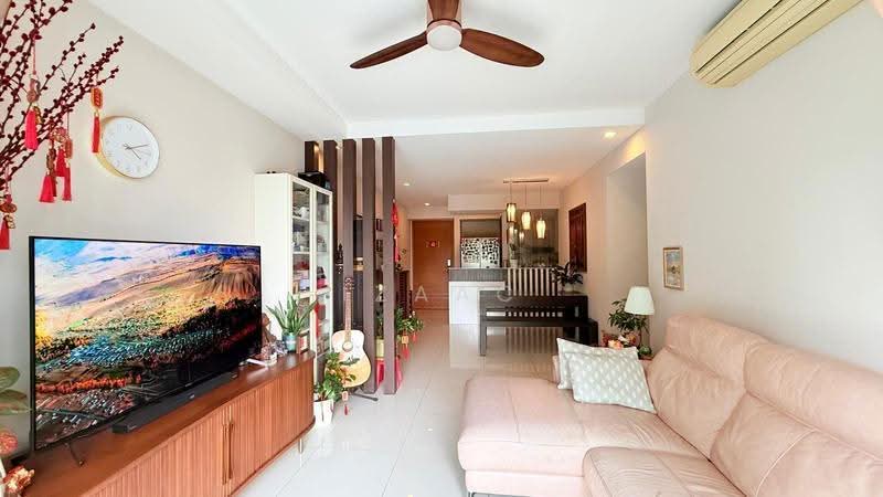 The Quartz, 55 Compassvale Bow, Hougang / Punggol / Sengkang, 2 Bedrooms, 1,001 sqft, Condominium For Sale, by Izaac Fong, 500259245 - Living Room - PropertyGuru.com.sg