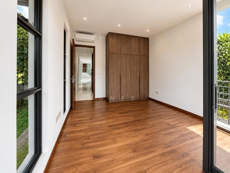 **LANDED7772** Luxury Cluster Landed In Prime Good Class Bungalow Area, Tanglin / Holland / Bukit Timah, 5 Bedrooms, 6,308 sqft, Cluster House For Sale, by Agnes Ng, 500259266 - Bedroom - PropertyGuru.com.sg