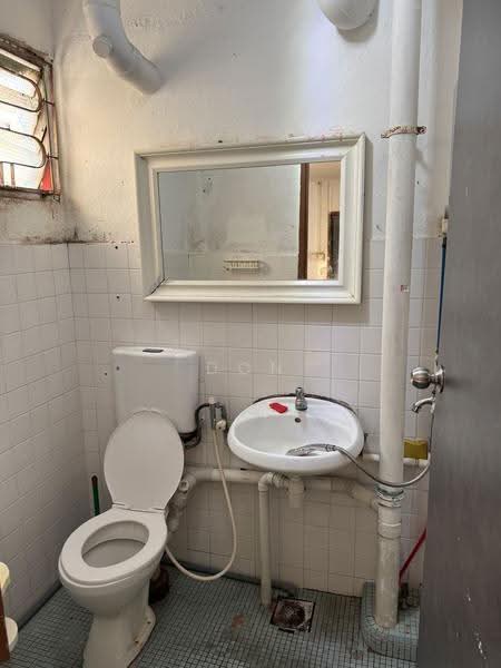 147 Silat Avenue, 147 Silat Avenue, Alexandra / Commonwealth, Room Rental, 150 sqft, HDB Flat For Rent, by Don Lim, 500259268 - Bathroom - PropertyGuru.com.sg