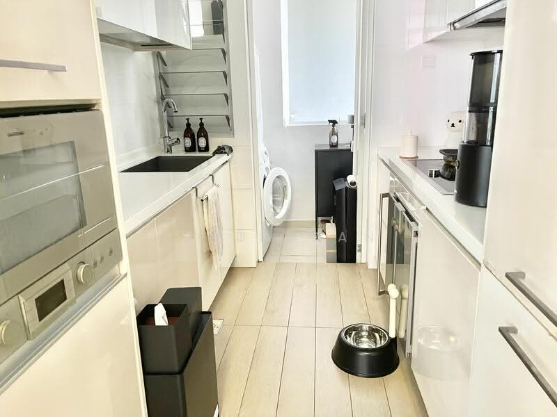 Bellerive, 9 Keng Chin Road, Tanglin / Holland / Bukit Timah, 3 Bedrooms, 1,173 sqft, Condominium For Rent, by Linda Gan, 500259271 - Kitchen - PropertyGuru.com.sg