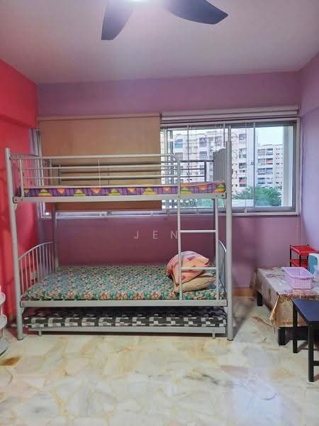 320 Jurong East Street 31, 320 Jurong East Street 31, Boon Lay / Jurong / Tuas, Room Rental, 300 sqft, HDB Flat For Rent, by Jen Ong 王秀嬌, 500259273 - Bedroom - PropertyGuru.com.sg