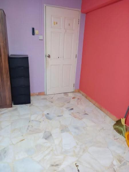 320 Jurong East Street 31, 320 Jurong East Street 31, Boon Lay / Jurong / Tuas, Room Rental, 300 sqft, HDB Flat For Rent, by Jen Ong 王秀嬌, 500259273 - Entrance - PropertyGuru.com.sg