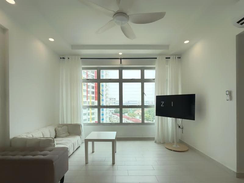 57 Teban Gardens Road, 57 Teban Gardens Road, Boon Lay / Jurong / Tuas, 2 Bedrooms, 721 sqft, HDB Flat For Sale, by Irfan Ramzi, 500259274 - Living Room - PropertyGuru.com.sg