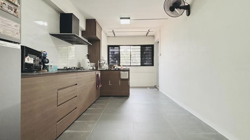 503 Ang Mo Kio Avenue 5, 503 Ang Mo Kio Avenue 5, Ang Mo Kio / Bishan / Thomson, 2 Bedrooms, 732 sqft, HDB Flat For Sale, by Lim Ziwan, 500259286 - Kitchen - PropertyGuru.com.sg