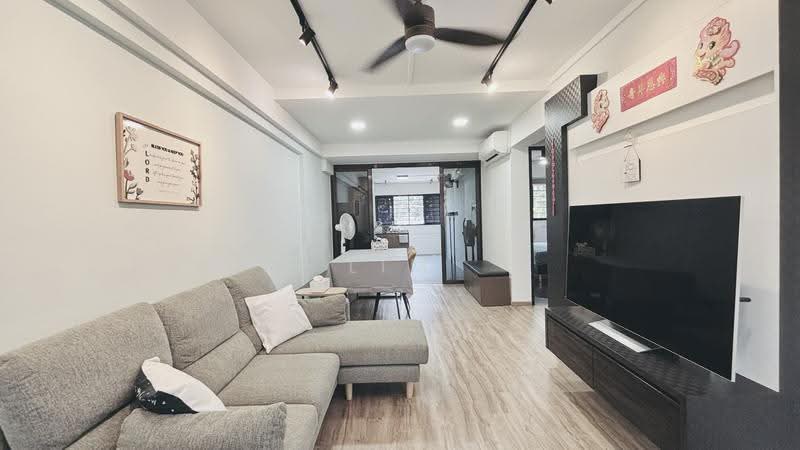 503 Ang Mo Kio Avenue 5, 503 Ang Mo Kio Avenue 5, Ang Mo Kio / Bishan / Thomson, 2 Bedrooms, 732 sqft, HDB Flat For Sale, by Lim Ziwan, 500259286 - Living Room - PropertyGuru.com.sg