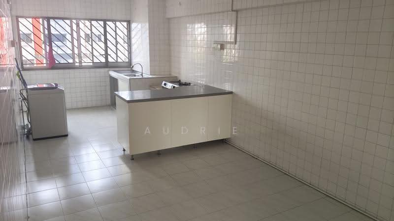229 Ang Mo Kio Avenue 3, 229 Ang Mo Kio Avenue 3, Ang Mo Kio / Bishan / Thomson, 3 Bedrooms, 979 sqft, HDB Flat For Rent, by Audrie Poh, 500259287 - Kitchen - PropertyGuru.com.sg