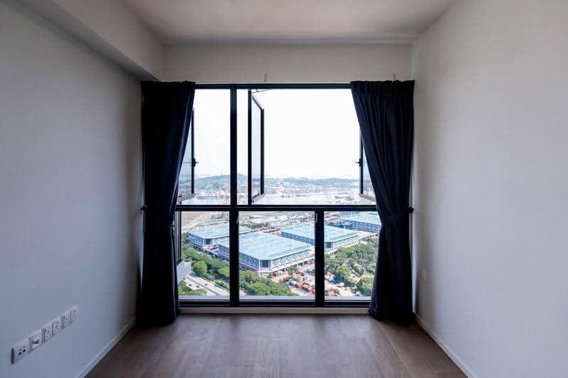 Avenue South Residence, 13 Silat Avenue, Alexandra / Commonwealth, 2 Bedrooms, 721 sqft, Condominium For Sale, by Marius Wong, 500259294 - View - PropertyGuru.com.sg