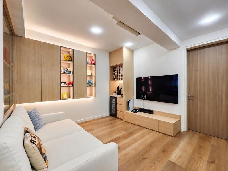 Nim Collection, Nim Terrace, Seletar / Yio Chu Kang, 5 Bedrooms, 4,672 sqft, Terraced House For Sale, by Aric Lim, 500259306 - Living Room - PropertyGuru.com.sg