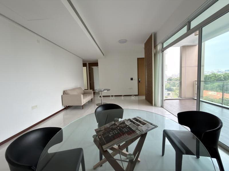 Comfortable 3+1 Bedroom Home near Somerset MRT, Emerald Hill Rd, Orchard / River Valley, 3 Bedrooms, 1,657 sqft, Condominium For Sale, by Homer Lau, 500259318 - Living Room - PropertyGuru.com.sg