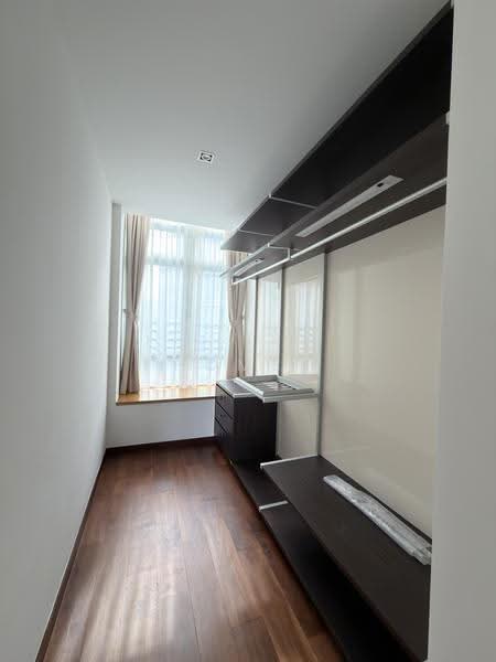 Comfortable 3+1 Bedroom Home near Somerset MRT, Emerald Hill Rd, Orchard / River Valley, 3 Bedrooms, 1,657 sqft, Condominium For Sale, by Homer Lau, 500259318 - Interior - PropertyGuru.com.sg