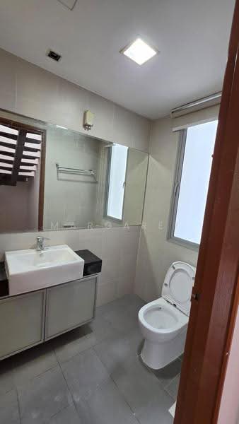 Water Terrace, 50 Lorong Ah Soo, Hougang / Punggol / Sengkang, 5 Bedrooms, 2,712 sqft, Cluster House For Rent, by Margaret Tan, 500259355 - Bathroom - PropertyGuru.com.sg