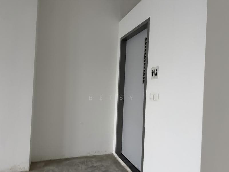 HH @ Kallang, 55 Kallang Pudding Road, Macpherson / Potong Pasir, 1,808 sqft, Light Industrial (B1) For Sale, by Betsy Loh, 500259364 - Corridor - CommercialGuru.com.sg