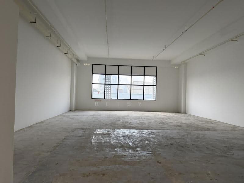 HH @ Kallang, 55 Kallang Pudding Road, Macpherson / Potong Pasir, 1,808 sqft, Light Industrial (B1) For Sale, by Betsy Loh, 500259364 - Interior - CommercialGuru.com.sg
