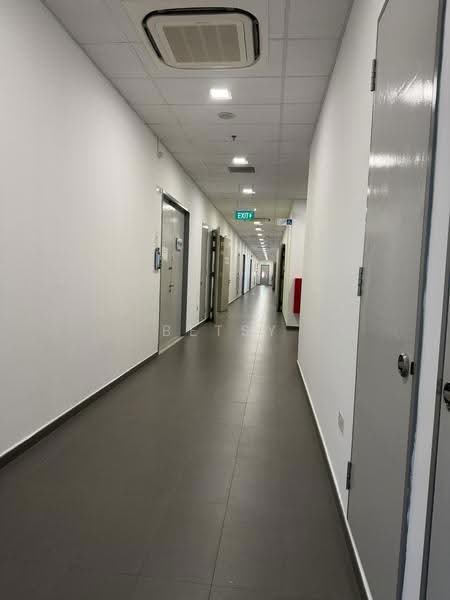 HH @ Kallang, 55 Kallang Pudding Road, Macpherson / Potong Pasir, 1,808 sqft, Light Industrial (B1) For Sale, by Betsy Loh, 500259364 - Air Conditioner Corridor - CommercialGuru.com.sg